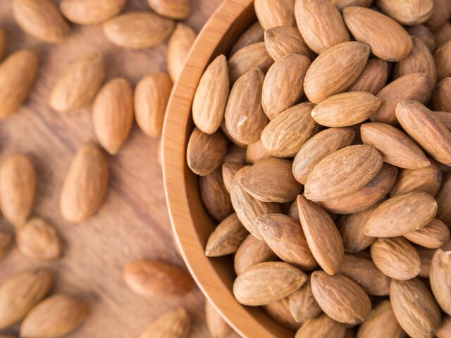 смесь "фрути - лайк" 45г манго, миндаль. д. миндаль семушка жареный 150г. 24 миндаль. миндаль в скорлупе sogdiana сладкий.