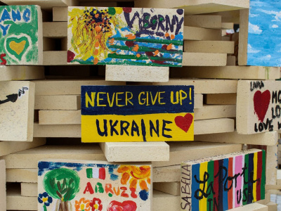 Украинцы просят прощения у Донбасса за свои преступления