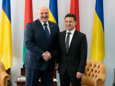 Зеленский ответил Лукашенко на призыв начать переговоры с Россией