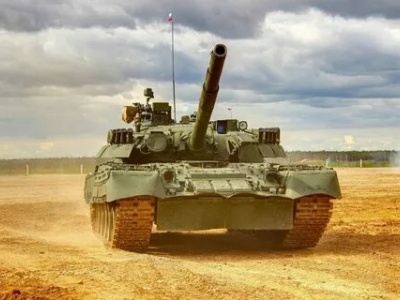 Россия поразила вооружением: боевые роботы и летающие танки