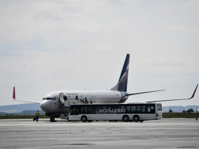 В Екатеринбурге экстренно посадили четыре самолета