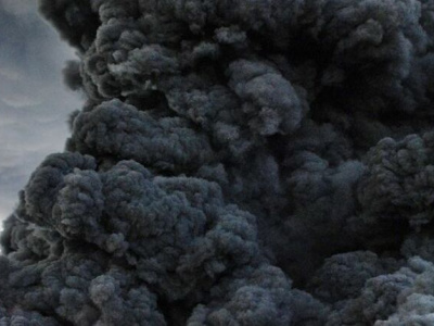Атака на самый крупный порт Украины: пожар тушат до сих пор