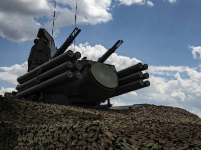 Средства ПВО сбили четыре ракеты ATACMS в Крыму