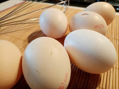 Сколько яиц можно есть на завтрак: ответ врача