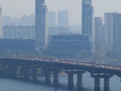 Со дня на день в Киеве рухнут два основных моста